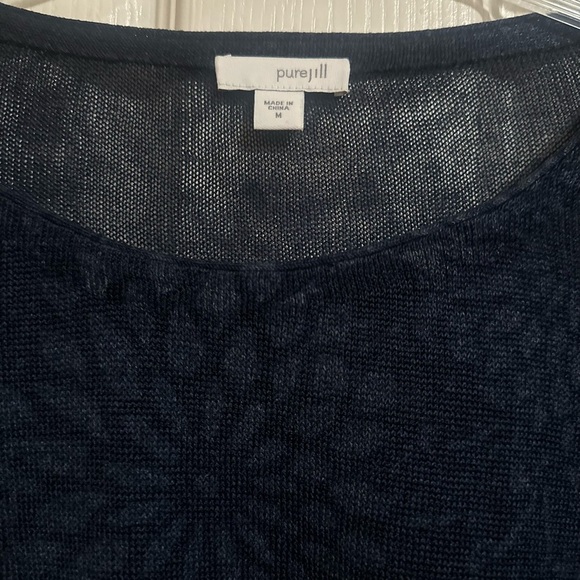 Women’s Pure Jill Linen‎ Blend Navy Blue Floral Sheer Top. Size Medium. - Picture 3 of 5